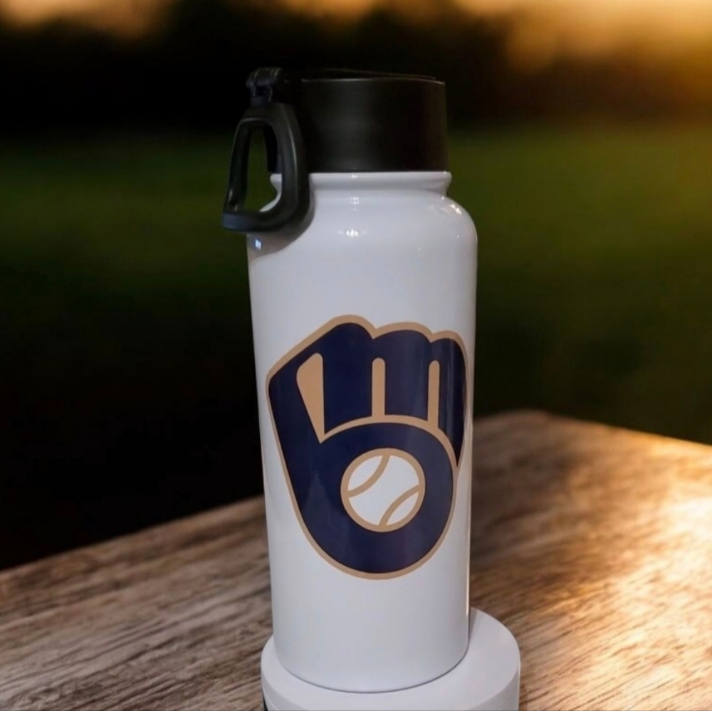 Milwaukee Brewers 32oz Hydro Handle Bottle Tumbler 💜sale